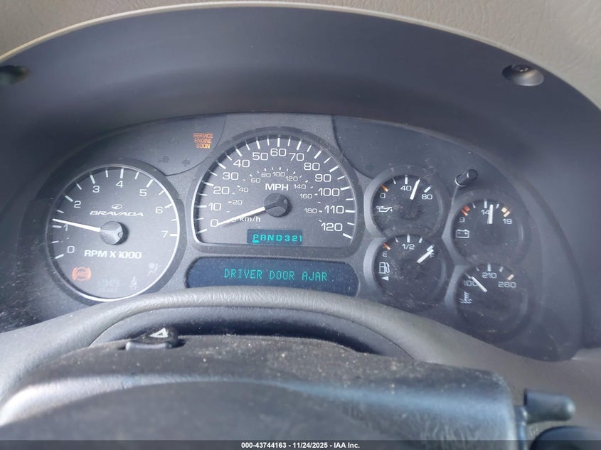 2002 OLDSMOBILE BRAVADA auction photo 7