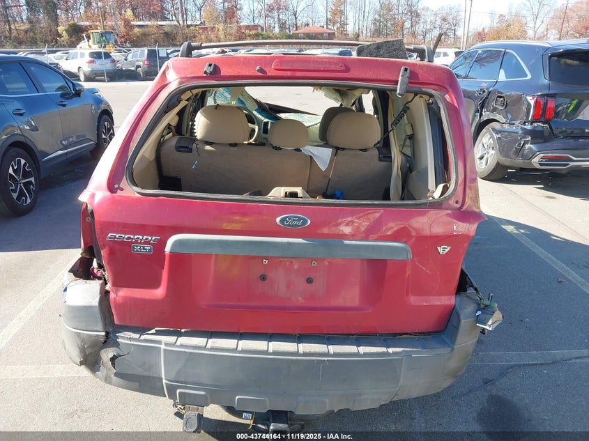 2005 Ford Escape Xlt VIN: 1FMYU03145KD84416 Lot: 43744164