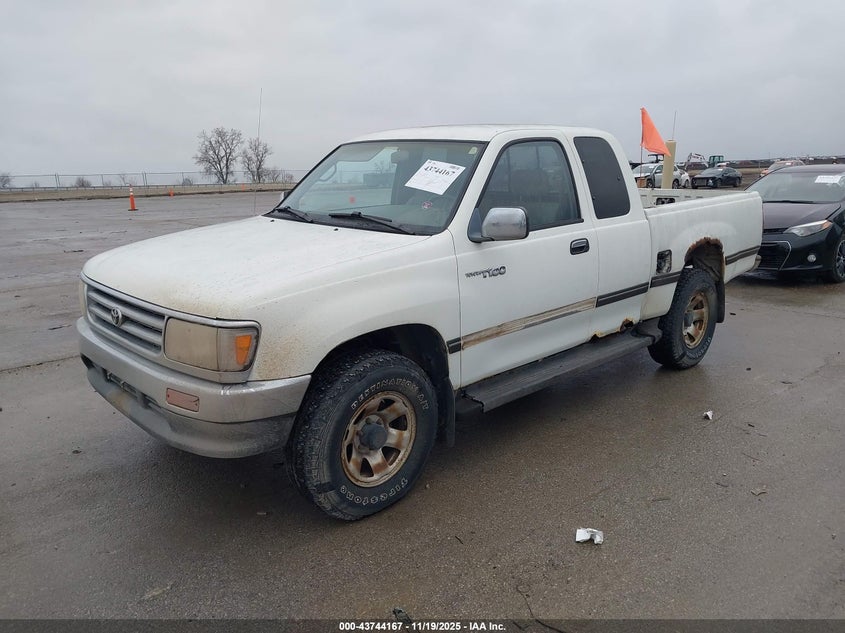 JT4UN22D9V0042012 1997 TOYOTA T100 photo no. 2