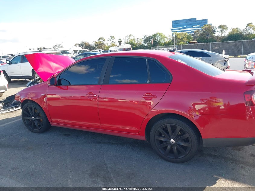 2008 Volkswagen Jetta Wolfsburg Edition VIN: 3VWRA71K78M198708 Lot: 43744174