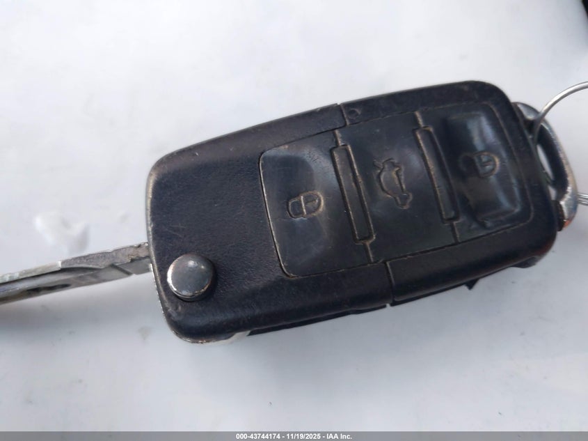 2008 Volkswagen Jetta Wolfsburg Edition VIN: 3VWRA71K78M198708 Lot: 43744174