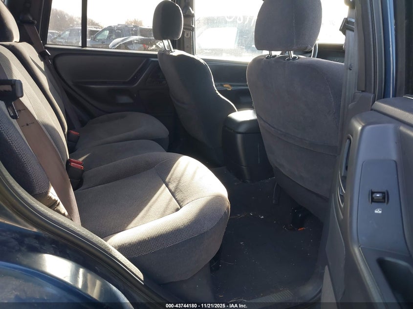 2001 Jeep Grand Cherokee Laredo VIN: 1J4GW48S01C699585 Lot: 43744180