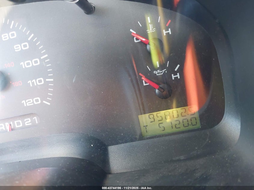 2005 Ford F-150 Stx/Xl/Xlt VIN: 1FTRF12W05NA08882 Lot: 43744196