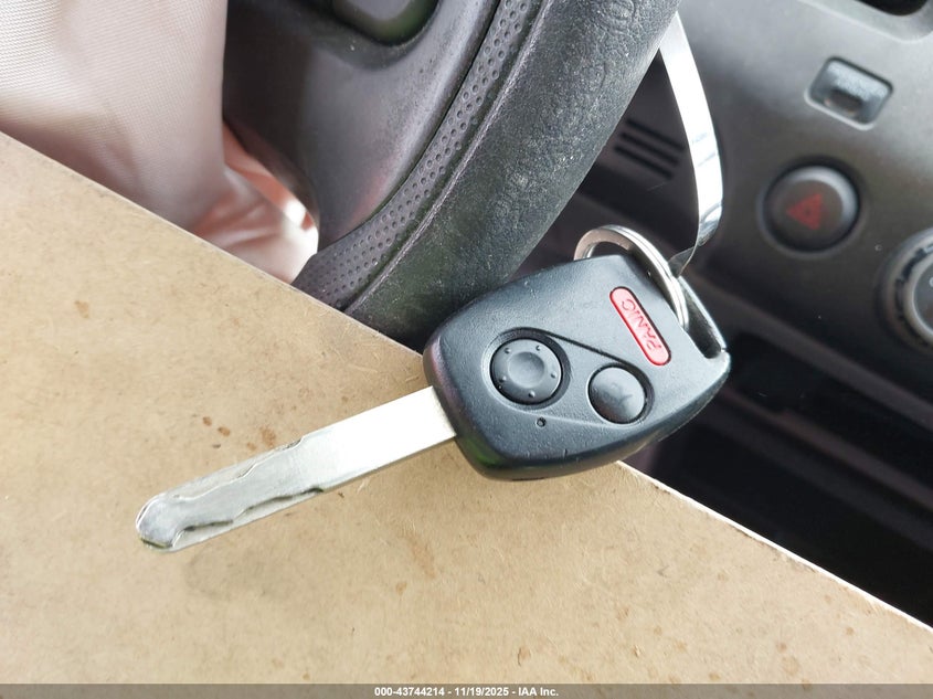 2008 Honda Civic Lx VIN: 1HGFA16568L023889 Lot: 43744214