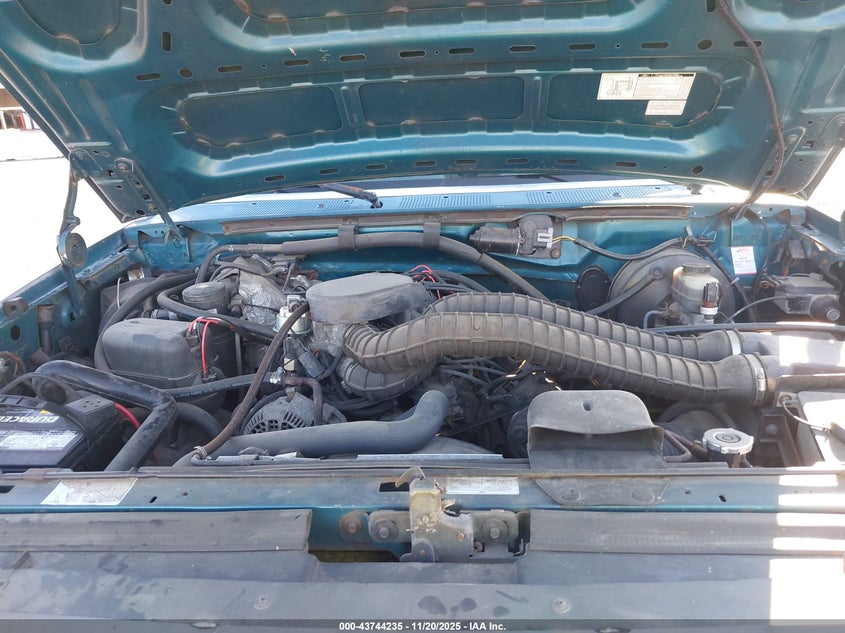 1995 Ford F250 VIN: 2FTHF26H8SCA77799 Lot: 43744235