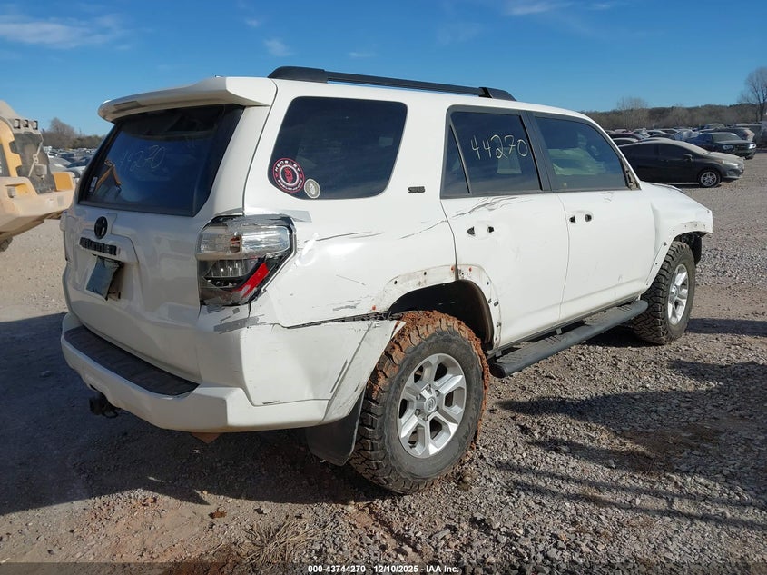 Vin: jtebu5jr3j5526646, lot: 44239643, toyota 4runner sr5 premium 20184