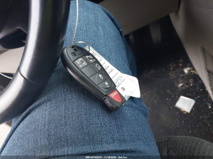 2015 Dodge Grand Caravan Sxt VIN: 2C4RDGCG2FR529669 Lot: 43744279