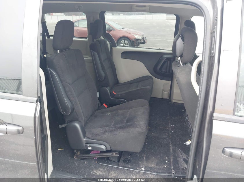 2015 Dodge Grand Caravan Sxt VIN: 2C4RDGCG2FR529669 Lot: 43744279
