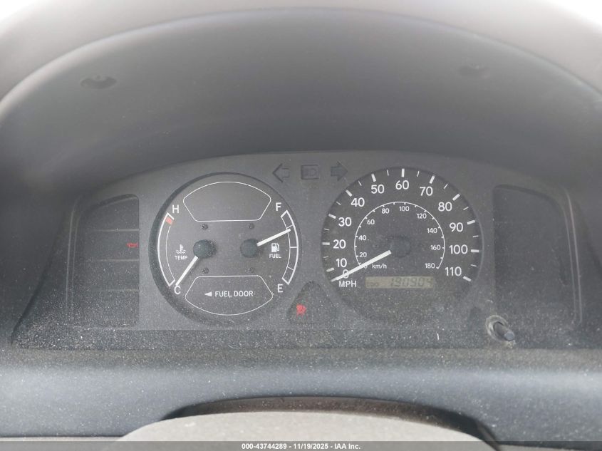 1999 Toyota Corolla VIN: INXBR12E1XZ245420 Lot: 43744289