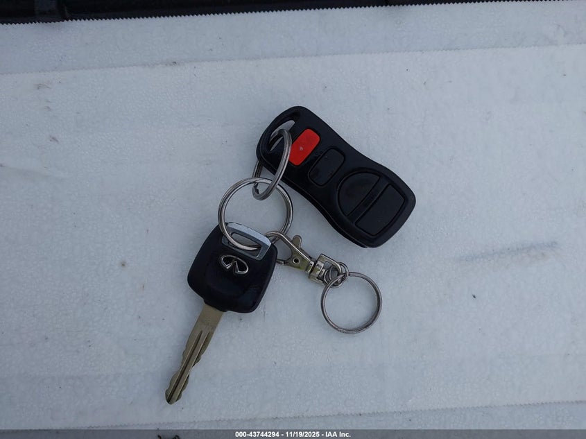 2003 Infiniti G35 Base W/Leather VIN: JNKCV54E93M216233 Lot: 43744294