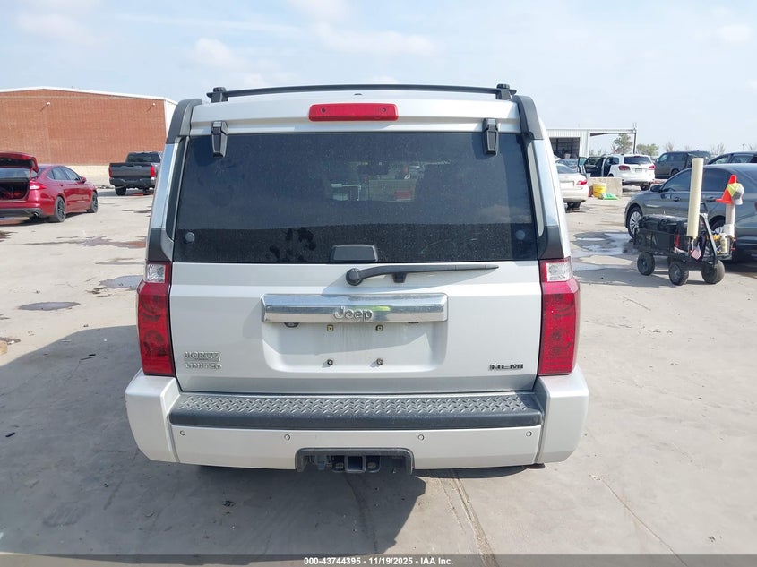 2008 Jeep Commander Limited VIN: 1J8HH58248C100734 Lot: 43744395