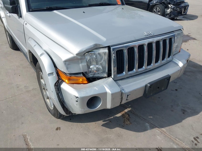 2008 Jeep Commander Limited VIN: 1J8HH58248C100734 Lot: 43744395