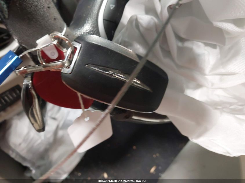 2017 Chrysler Pacifica Touring VIN: 2C4RC1DG0HR610025 Lot: 43744400