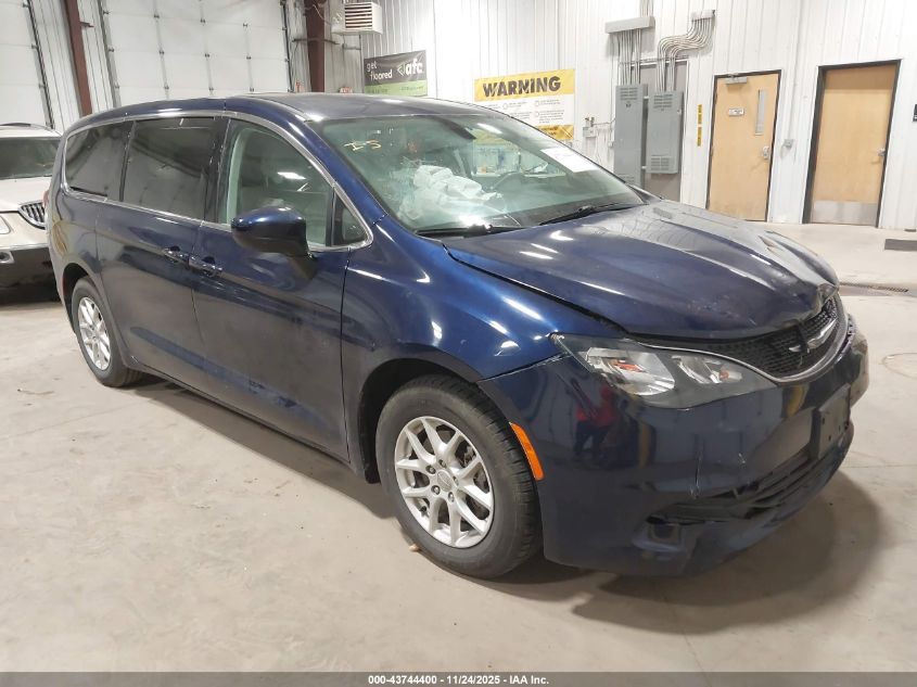 CHRYSLER PACIFICA TOURING