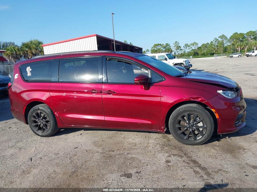 2021 Chrysler Pacifica Limited Awd VIN: 2C4RC3GG6MR574200 Lot: 43744439