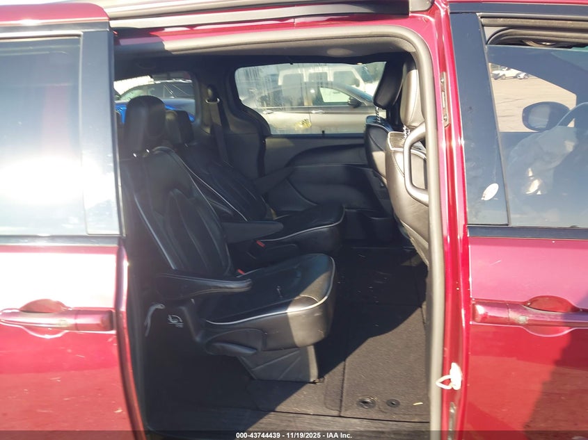 2021 Chrysler Pacifica Limited Awd VIN: 2C4RC3GG6MR574200 Lot: 43744439