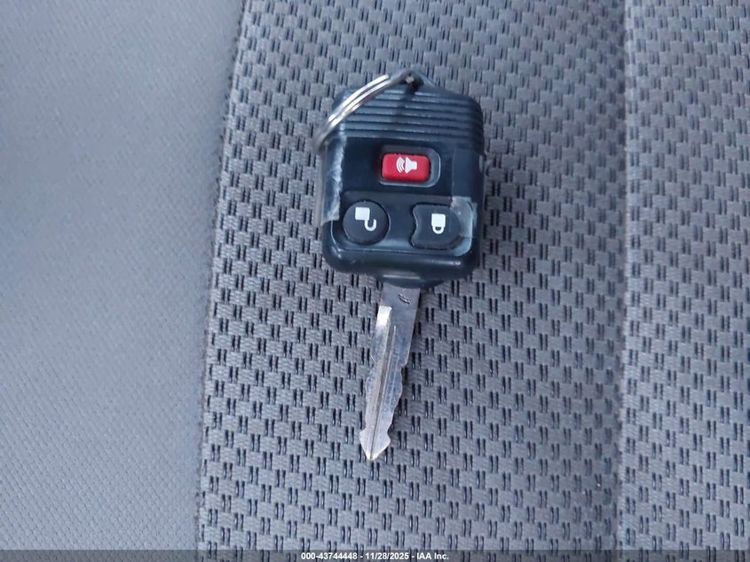 2006 Ford Escape Xlt/Xlt Sport VIN: 1FMYU031X6KA39473 Lot: 43744448