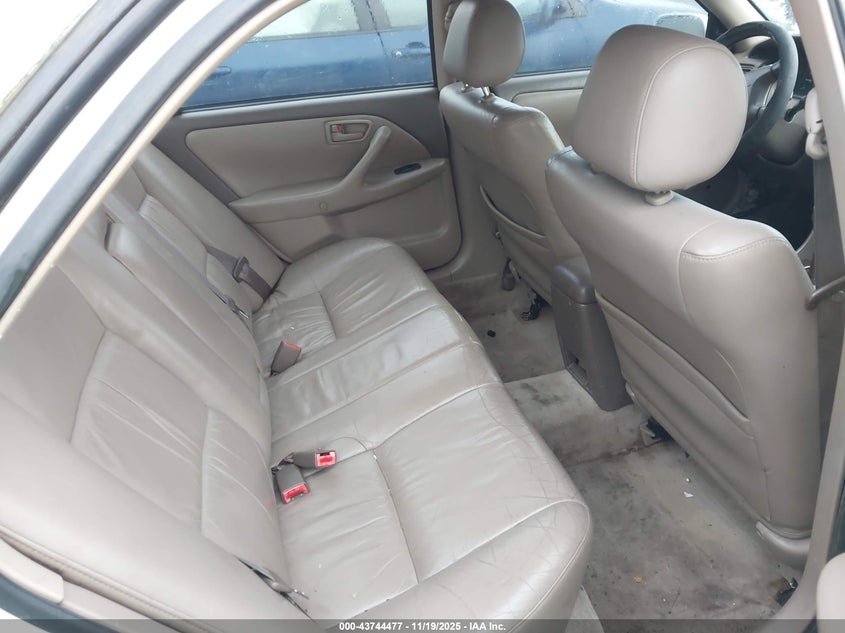 2000 Toyota Camry Xle V6 VIN: JT2BF28KXY0286758 Lot: 43744477