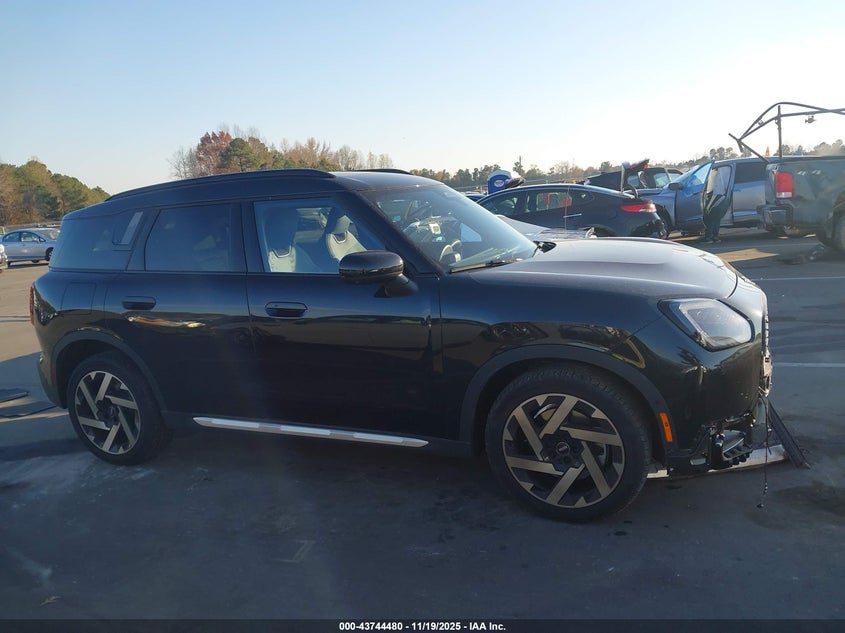 2025 Mini Countryman Cooper S VIN: WMZ23GA05S7P89800 Lot: 43744480