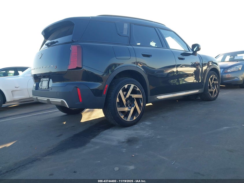 WMZ23GA05S7P89800 2025 MINI COUNTRYMAN photo no. 4