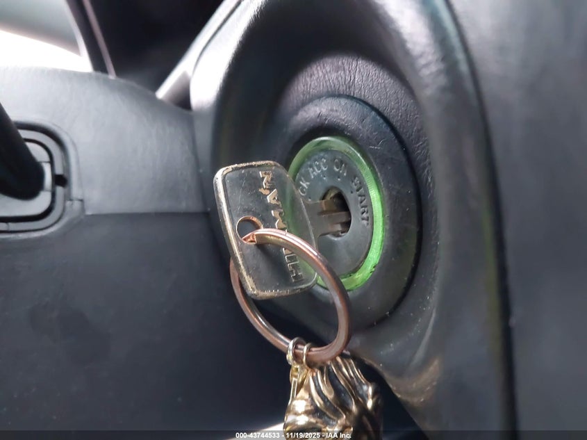 2003 Toyota Camry Solara Se VIN: 2T1CE22P63C019988 Lot: 43744533