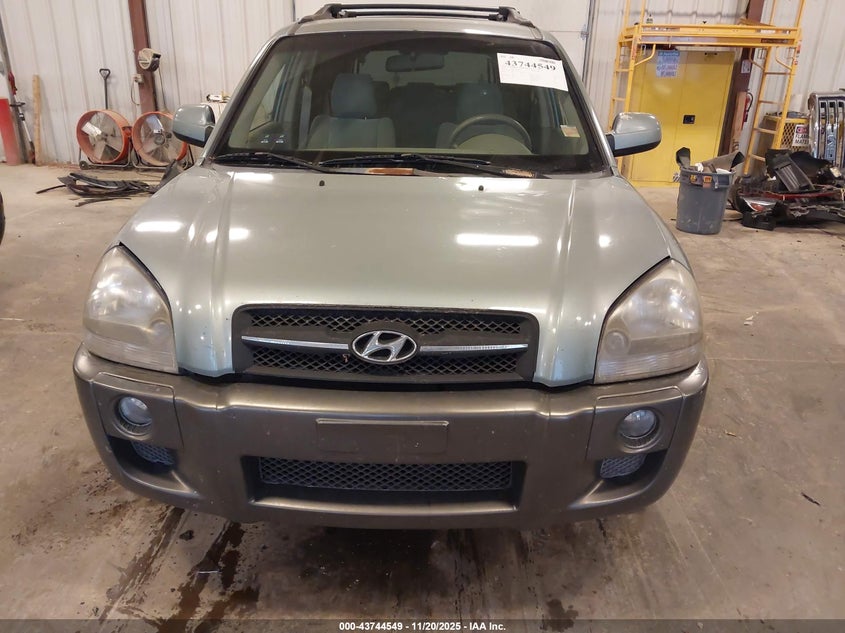 2005 Hyundai Tucson Gls/Lx VIN: KM8JN12D55U194919 Lot: 43744549