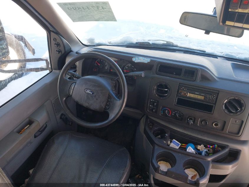 2018 Ford E-450 Cutaway VIN: 1FDFE4FS0JDC01737 Lot: 43744599