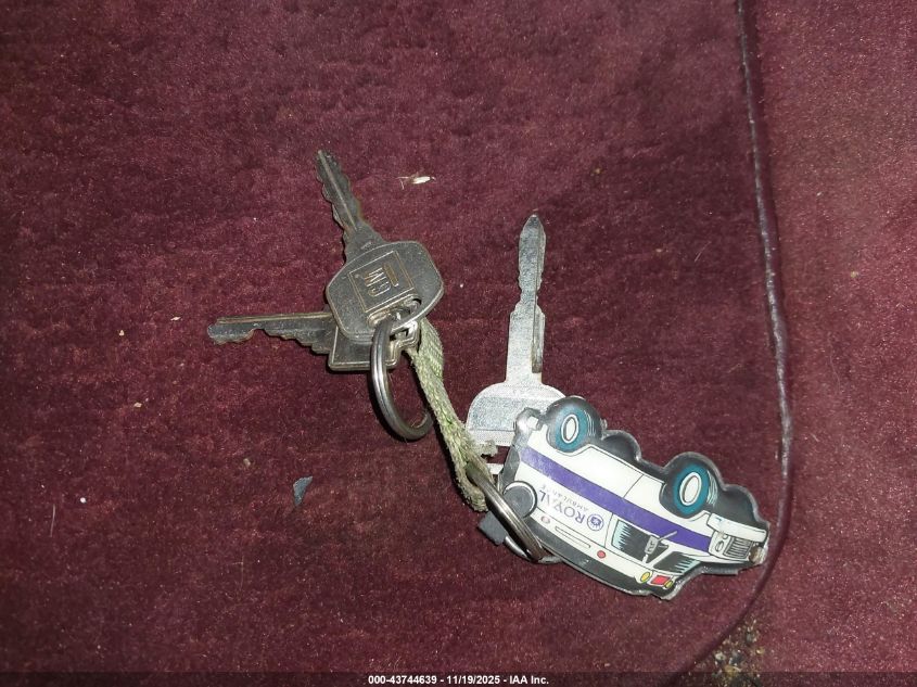 1995 Buick Riviera VIN: 1G4GD2210S4731880 Lot: 43744639