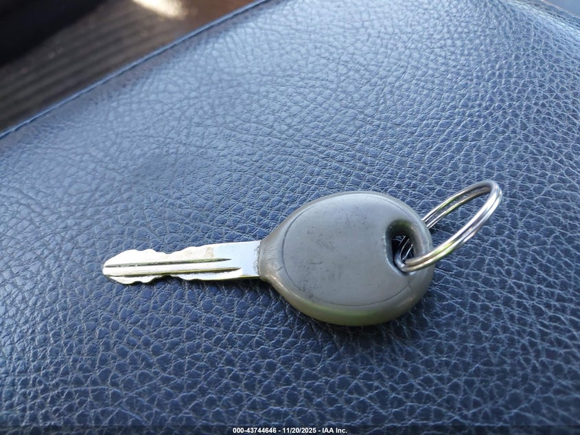 2002 Dodge Ram 1500 St VIN: 1D7HU18ZX2J139751 Lot: 43744646