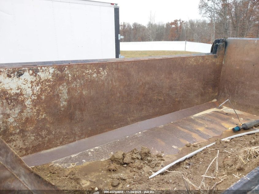 2000 Mack 600 Ch600 VIN: 1M1AA18Y6YW120928 Lot: 43744655