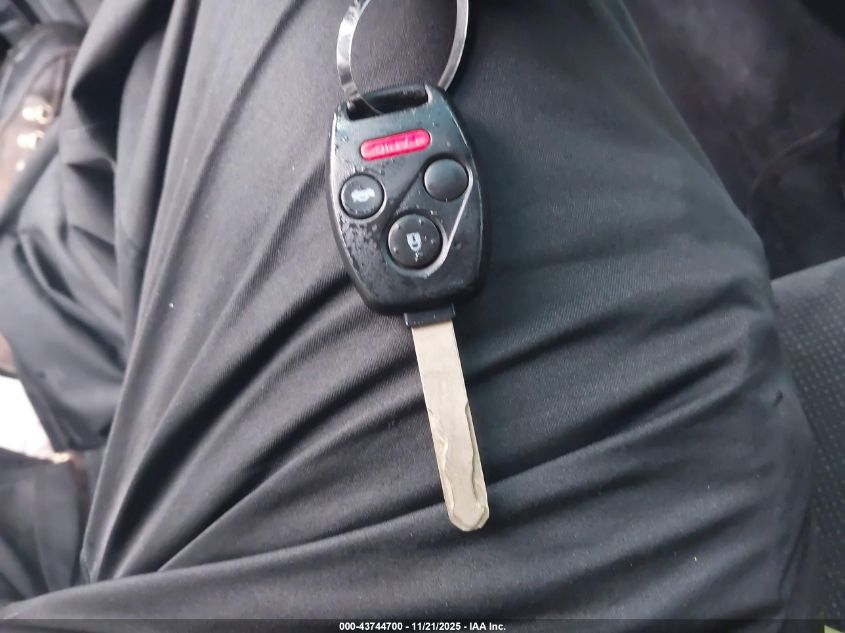 2005 Honda Accord 2.4 Lx VIN: 1HGCM71315A003799 Lot: 43744700