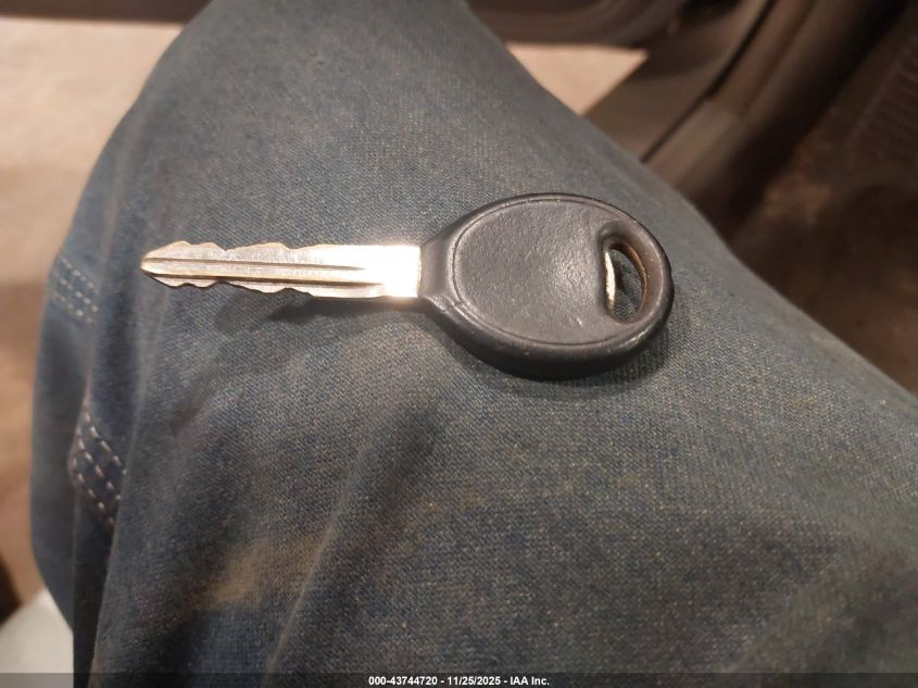 2002 Chrysler Sebring Lx/Lx Plus VIN: 1C3EL46X12N239513 Lot: 43744720