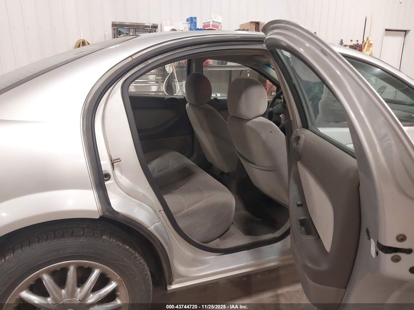 2002 Chrysler Sebring Lx/Lx Plus VIN: 1C3EL46X12N239513 Lot: 43744720