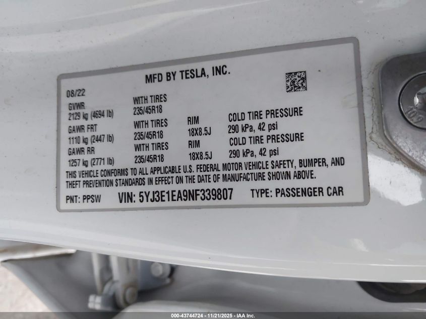 2022 Tesla Model 3 Rear-Wheel Drive VIN: 5YJ3E1EA9NF339807 Lot: 43744724