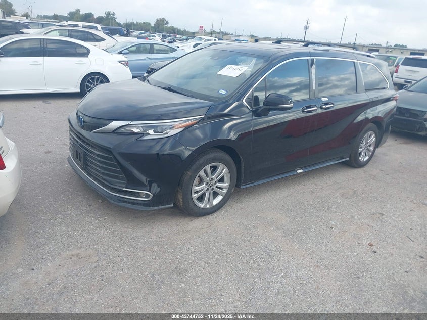 5TDESKFC5PS104276 2023 TOYOTA SIENNA photo no. 2