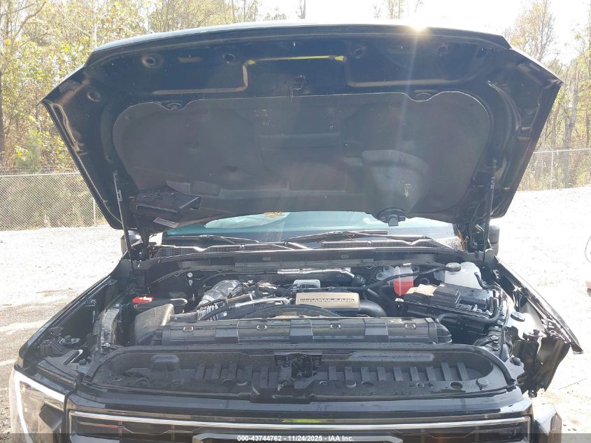 2025 GMC Sierra 2500Hd 4Wd Standard Bed At4 VIN: 1GT4UPEY2SF102929 Lot: 43744762