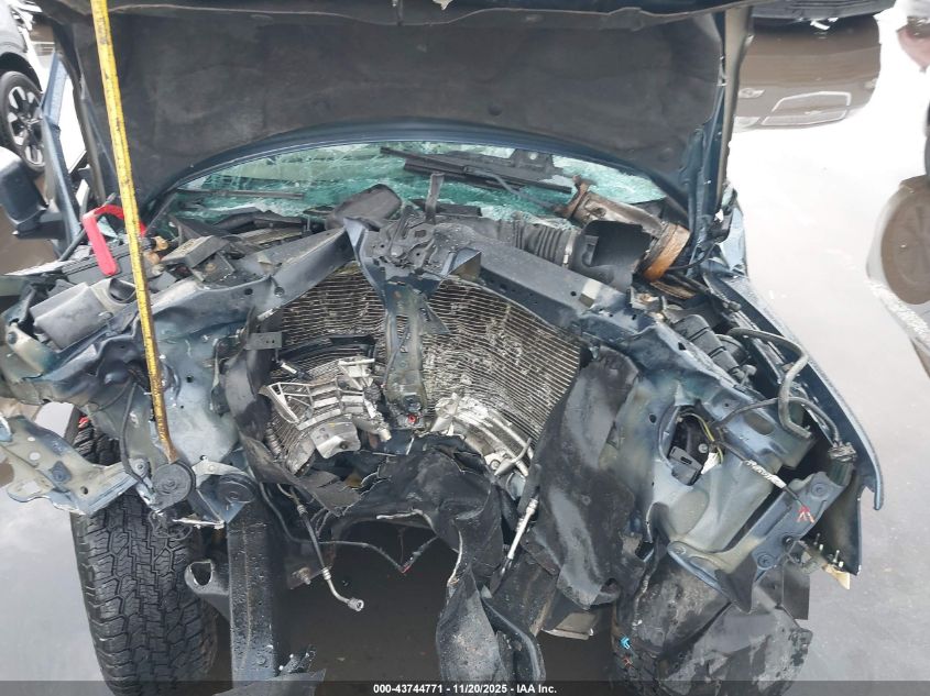 2004 Ford Expedition Eddie Bauer VIN: 1FMFU18L24LA88309 Lot: 43744771