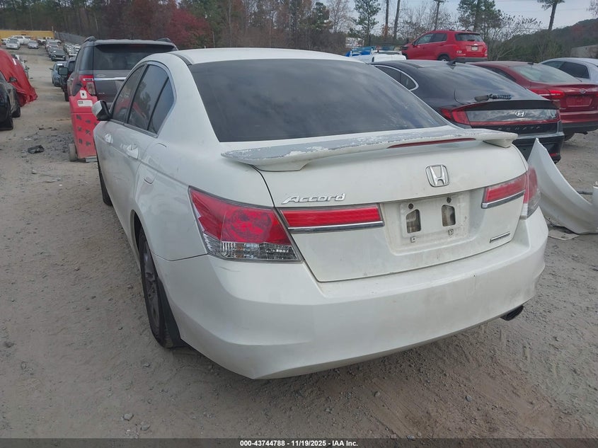 1HGCP2F60CA194593 2012 HONDA ACCORD photo no. 3