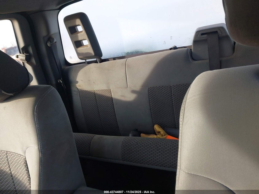 2011 Ford F-250 Xl VIN: 1FT7X2B69BEA80430 Lot: 43744807