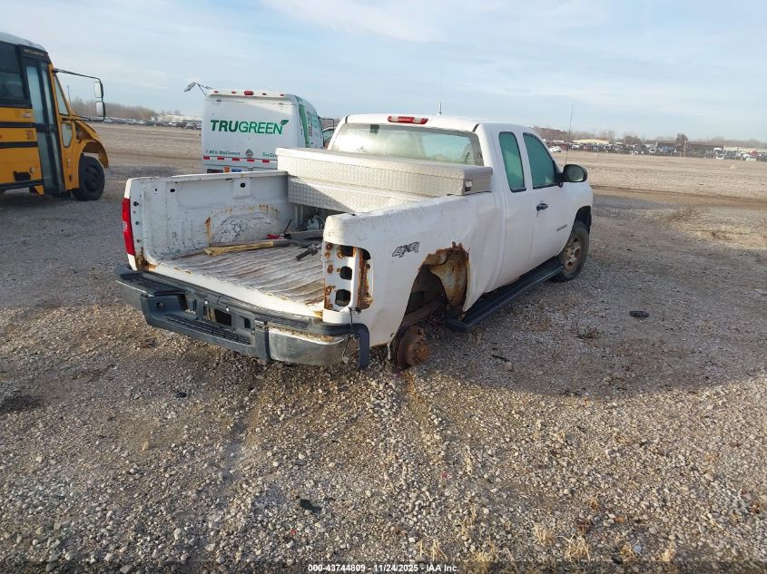 2008 Chevrolet Silverado 2500Hd Work Truck VIN: 1GCHK29K68E203325 Lot: 43744809