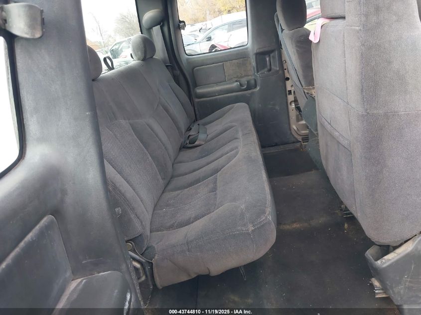 2001 Chevrolet Silverado 1500 Ls VIN: 1GCEK19V71E113338 Lot: 43744810