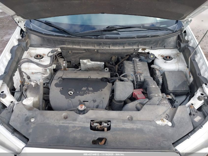 2015 Mitsubishi Outlander Sport Es VIN: 4A4AR3AW2FE035397 Lot: 43744812