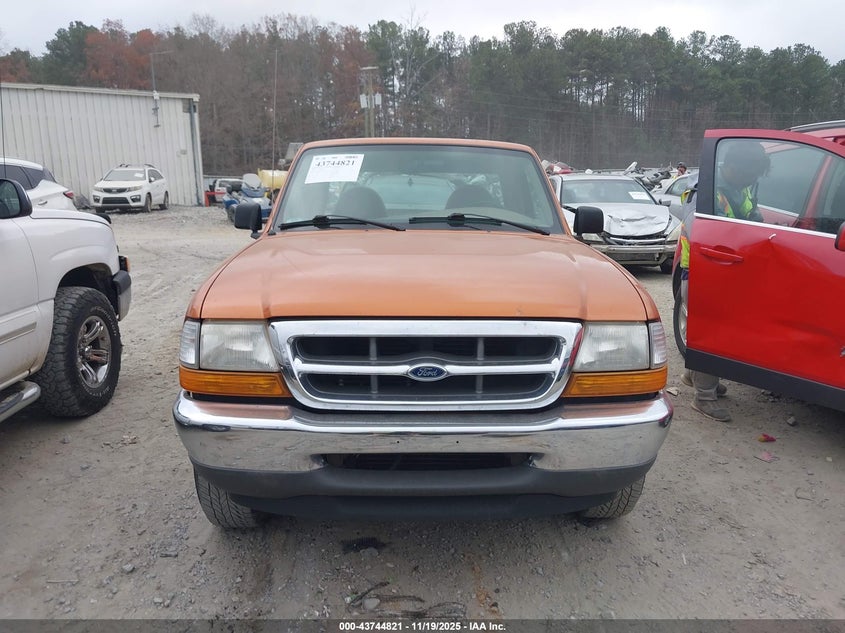 2000 Ford Ranger Xl/Xlt VIN: 1FTYR10V0YTA68562 Lot: 43744821