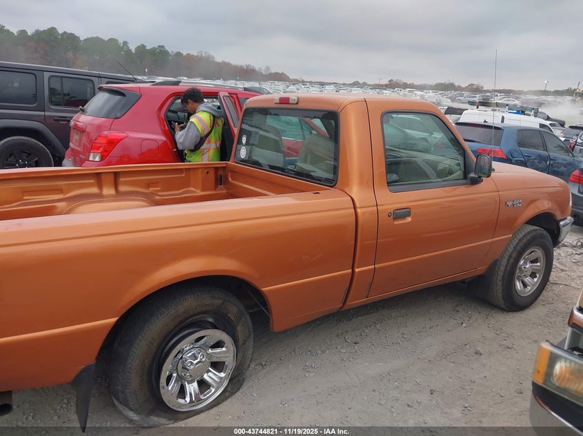 2000 Ford Ranger Xl/Xlt VIN: 1FTYR10V0YTA68562 Lot: 43744821