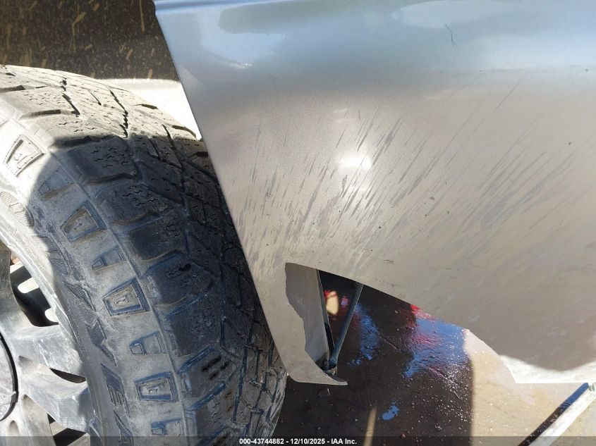 2002 Chevrolet Silverado 1500 Ls VIN: 2GCEC19V021255031 Lot: 43744882