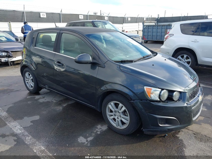 CHEVROLET SONIC LT AUTO