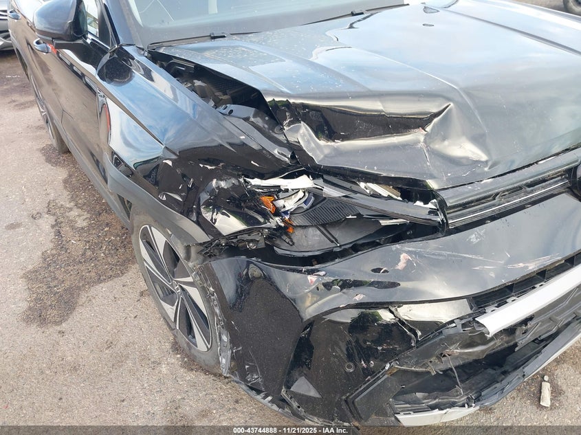 2025 Volkswagen Taos 1.5T Se VIN: 3VVUC7B22SM036709 Lot: 43744888