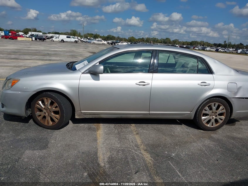 2008 Toyota Avalon Xls VIN: 4T1BK36B98U28051 Lot: 43744904