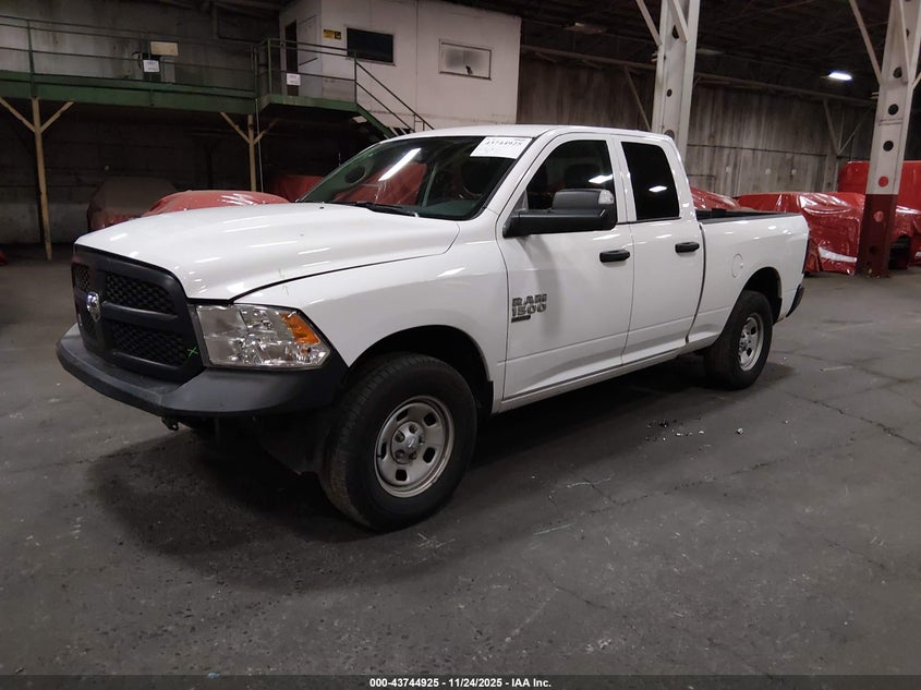 2022 Ram 1500 Classic Tradesman 4X4 6'4 Box