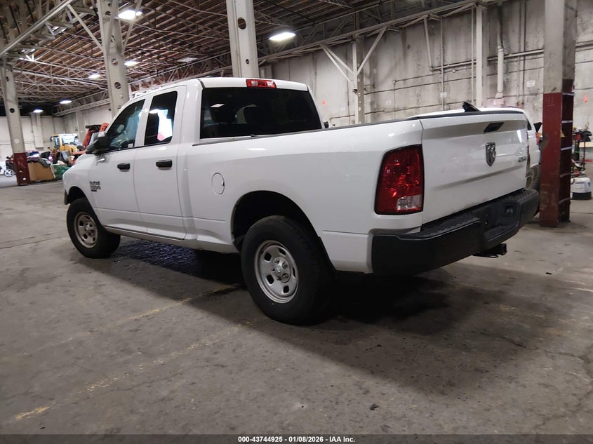 2022 Ram 1500 Classic Tradesman 4X4 6'4 Box